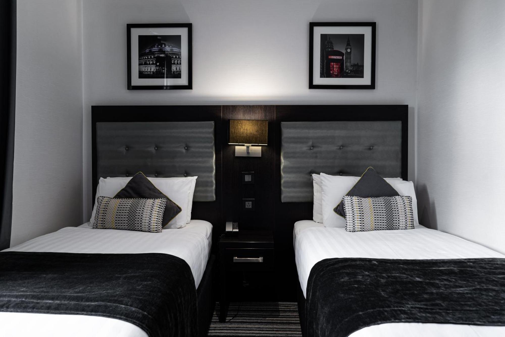 The W14 Kensington Hotell London Exteriör bild