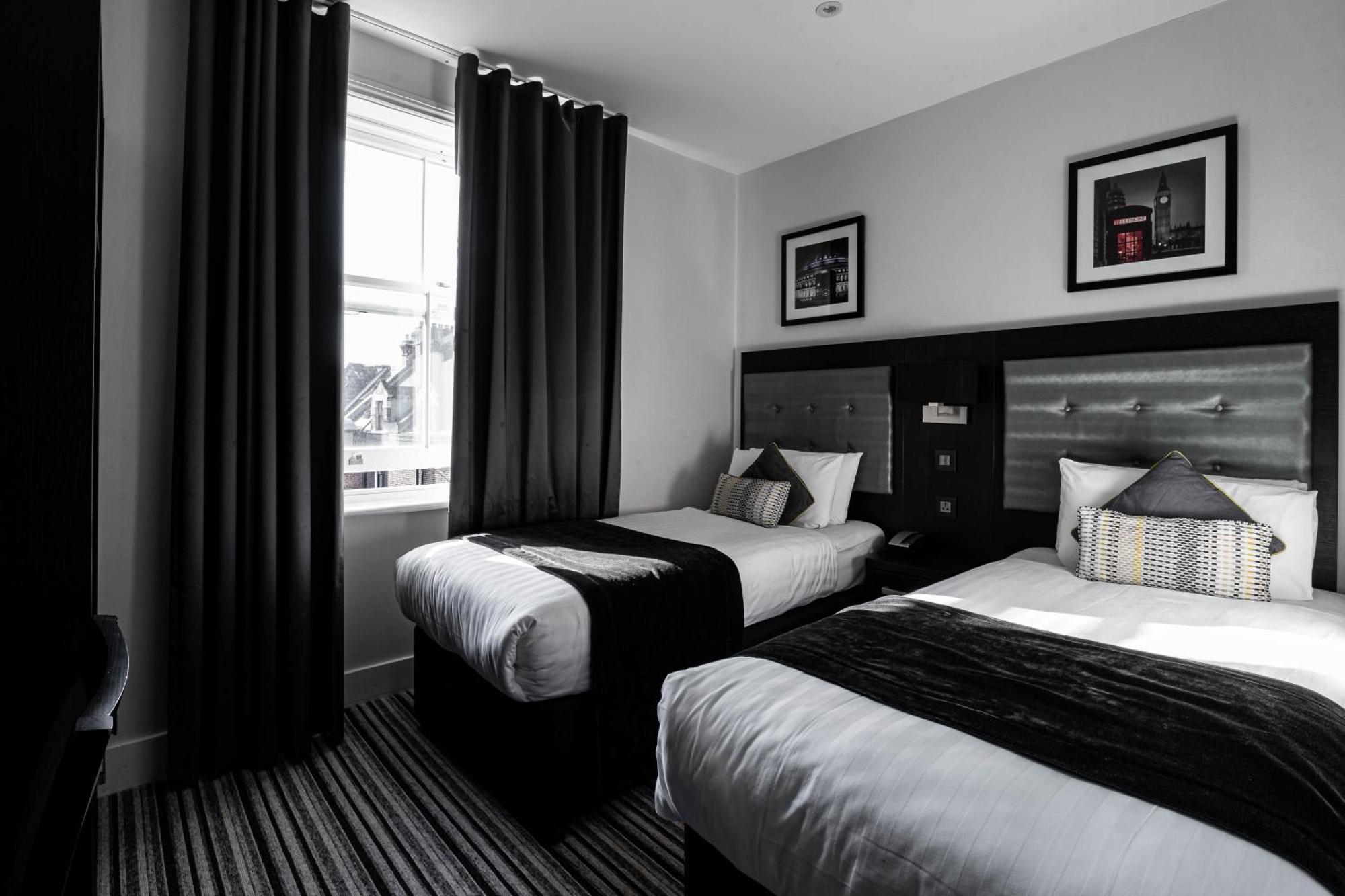 The W14 Kensington Hotell London Exteriör bild
