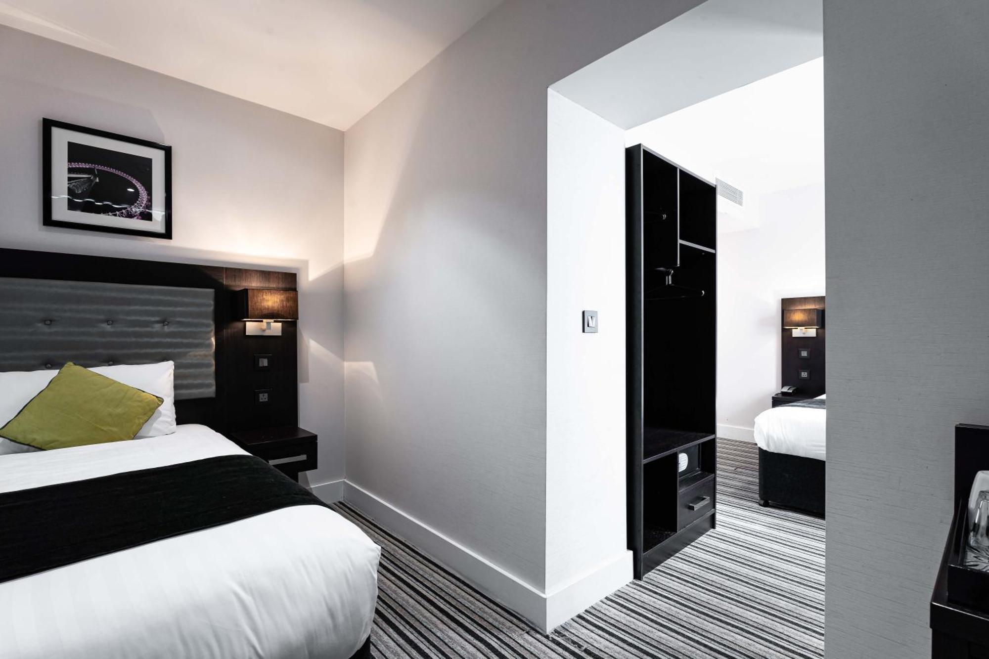 The W14 Kensington Hotell London Exteriör bild