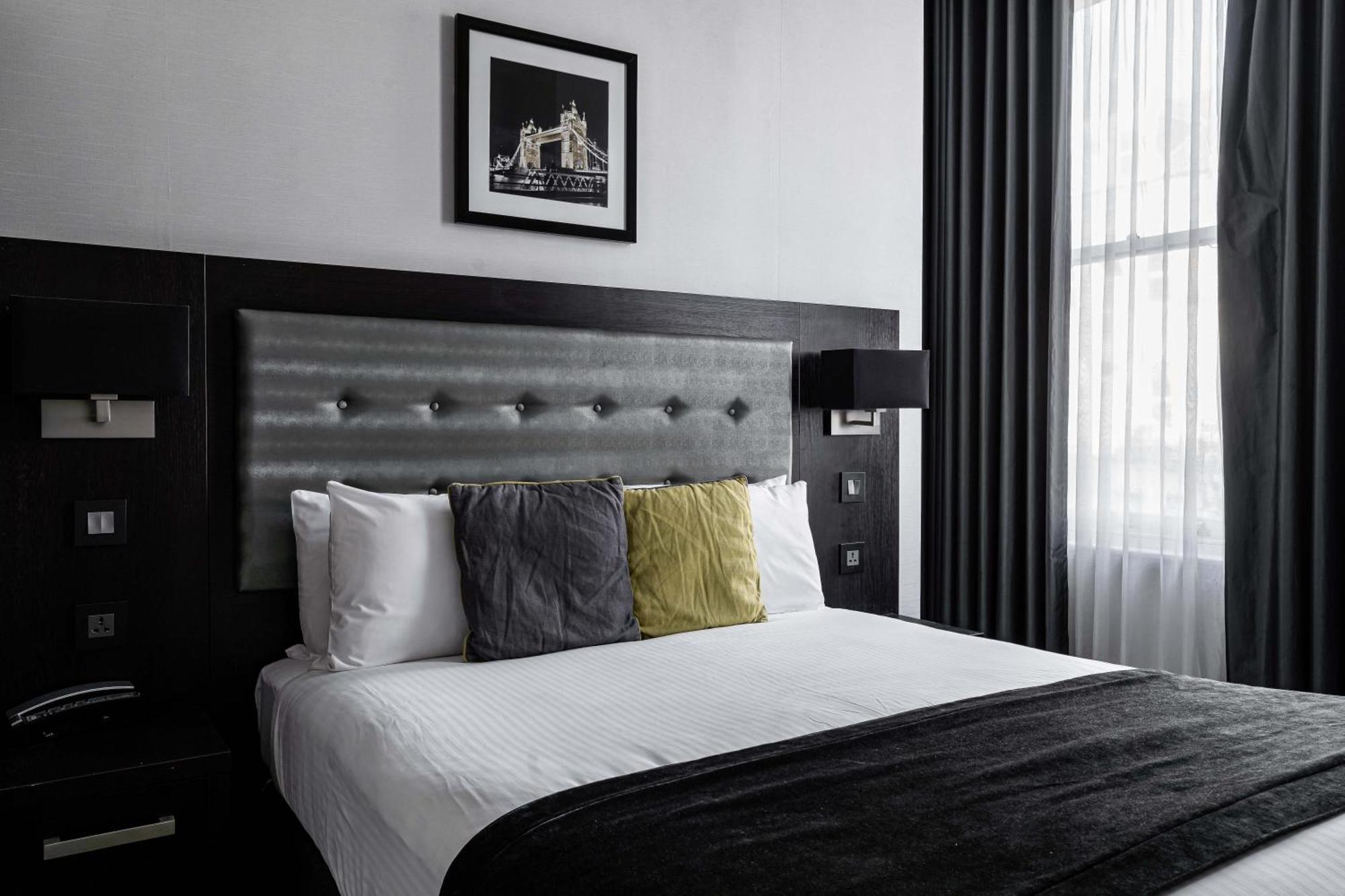 The W14 Kensington Hotell London Exteriör bild